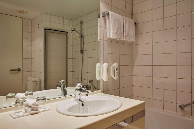 H+ Hotel Leipzig - Halle - Oda