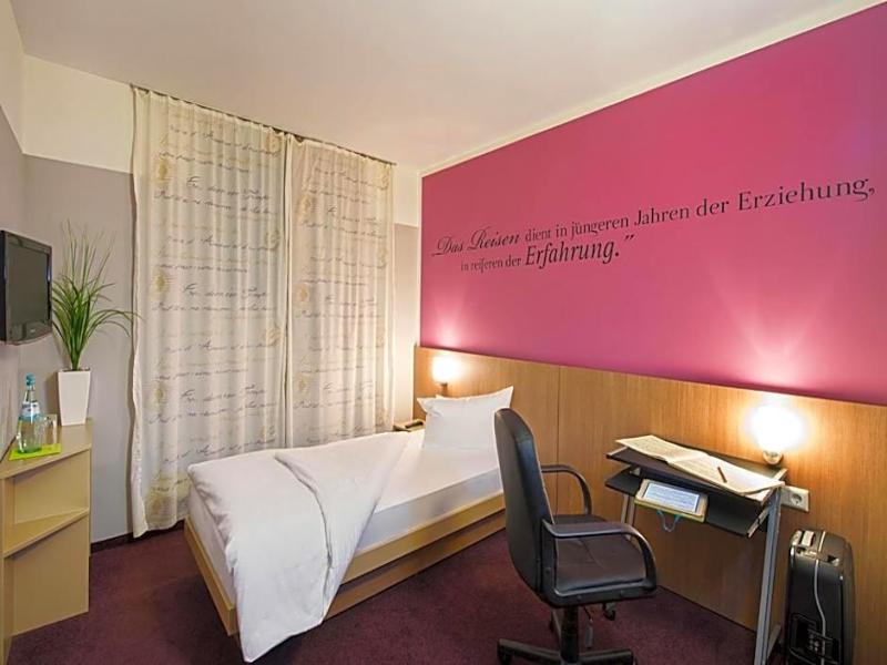 Hotel Mainstation - Genel