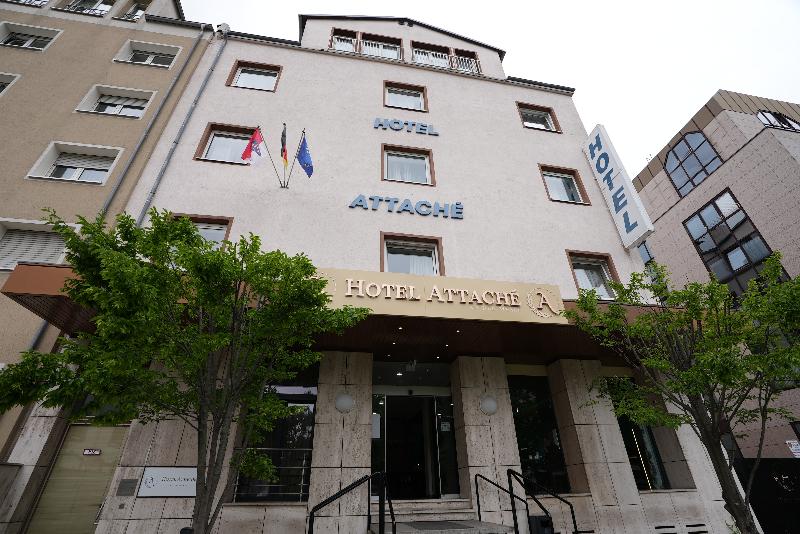 Hotel Attache - Lobi