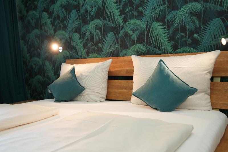 Hotel Attache - Oda