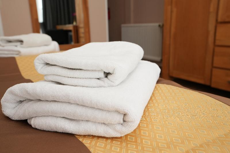 Hotel Attache - Oda