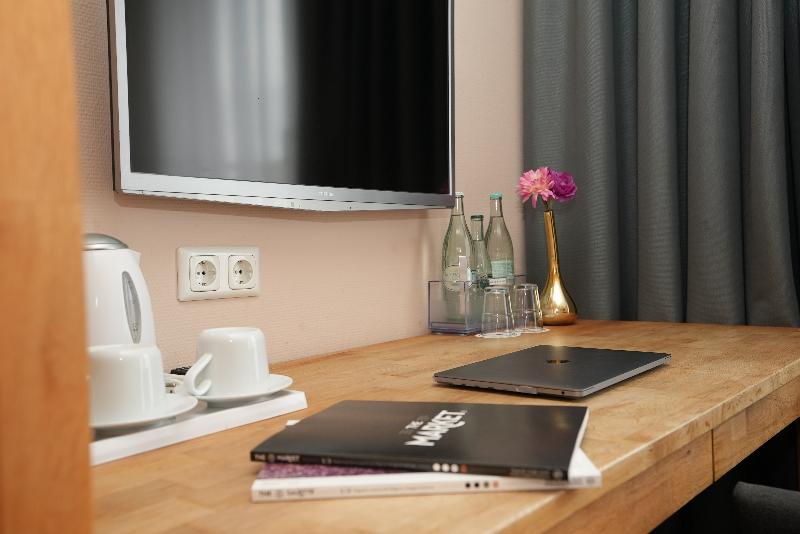 Hotel Attache - Oda