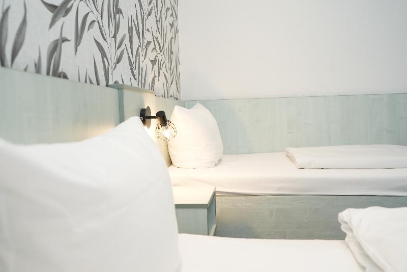 Hotel Attache - Oda