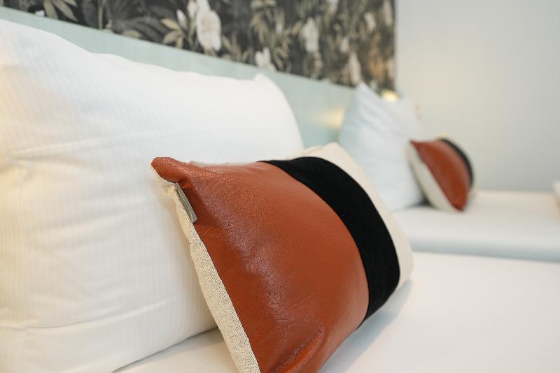 Hotel Attache - Oda