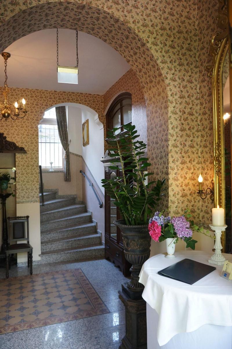 Hotel Villa Herzog - Lobi