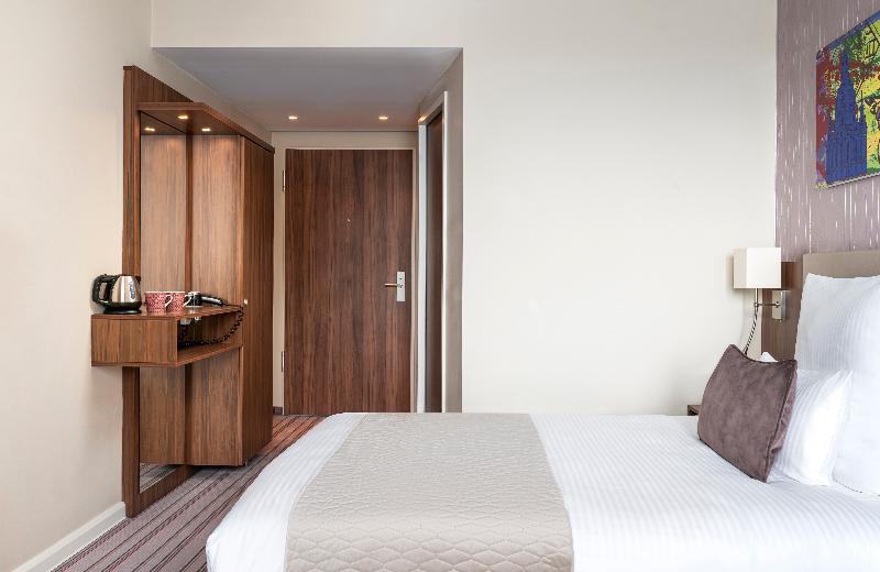 Leonardo Hotel Dresden Altstadt - Oda