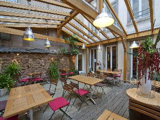 Hotel Le Grillon