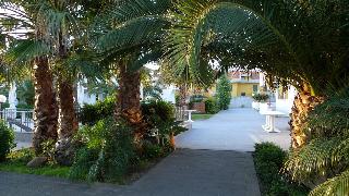 Kings House Hotel Resort