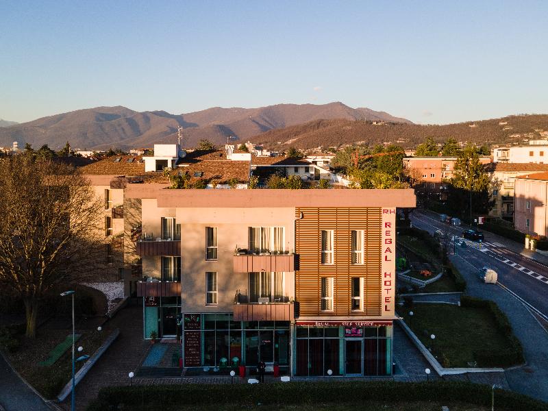 Regal Hotel & Apartments - Genel