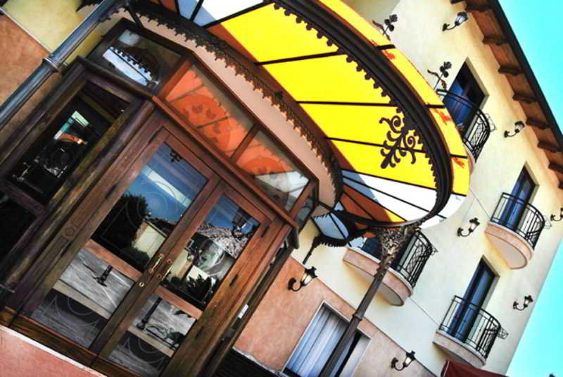 La Fayette