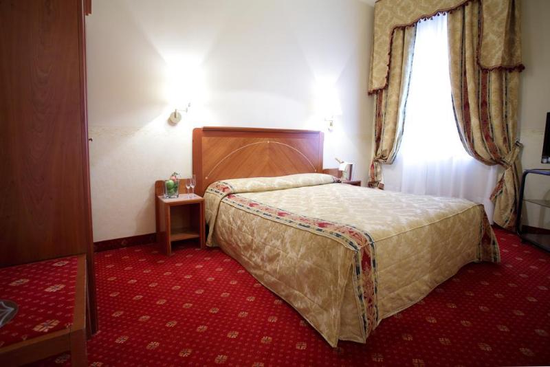 Rechigi Park Hotel - Genel