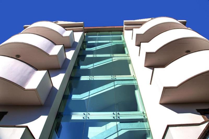 Arcom Palace - Genel