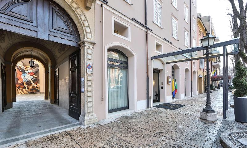 BEST WESTERN PREMIER Milano Palace Hotel - Genel