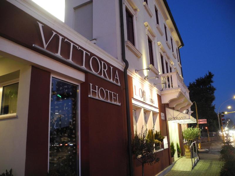 Hotel Vittoria - Genel