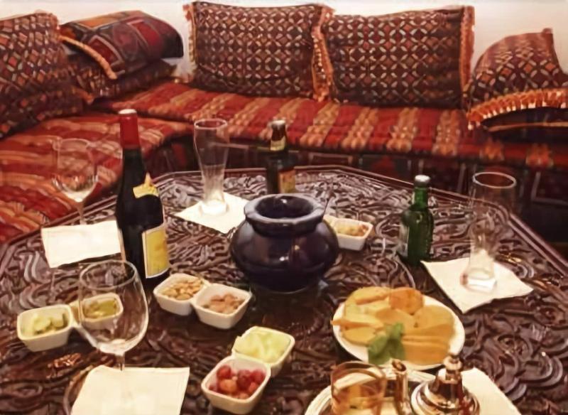 Riad Jamai - Oda