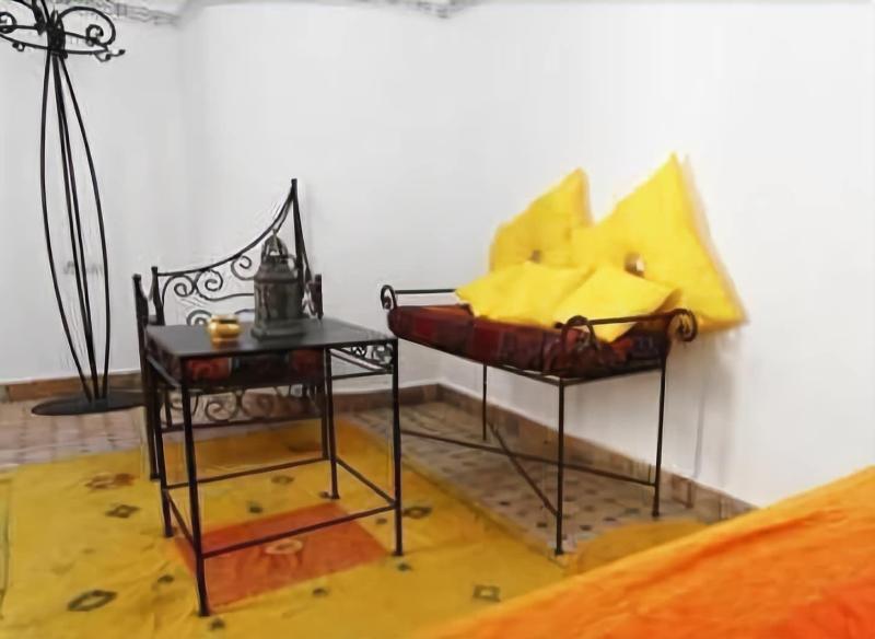 Riad Jamai - Oda