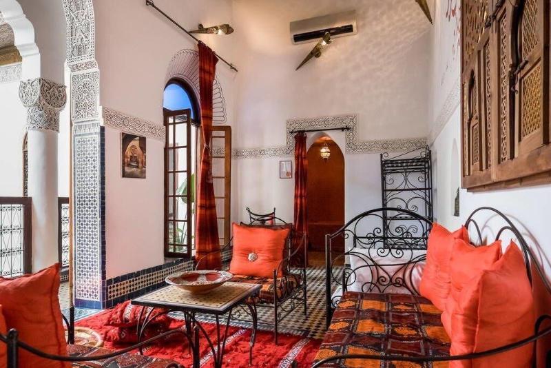 Riad Jamai - Oda