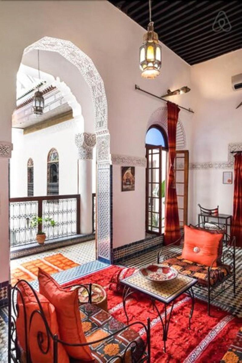 Riad Jamai - Oda