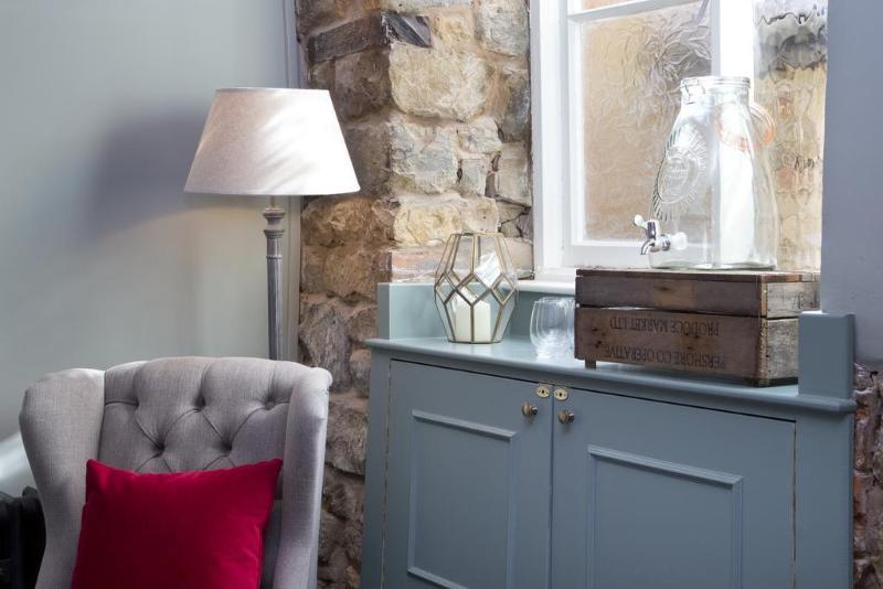 The George Townhouse - Genel