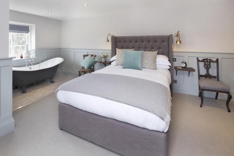 The George Townhouse - Genel