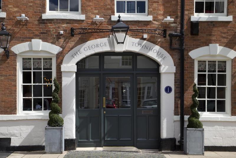 The George Townhouse - Genel