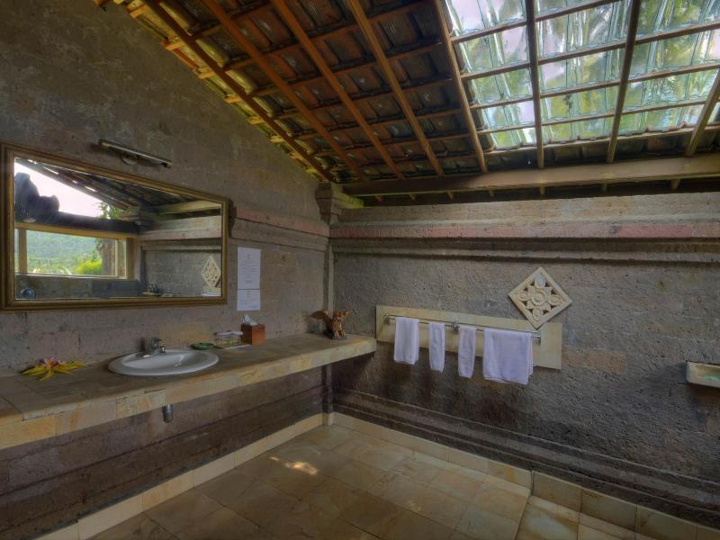 Cempaka Belimbing Villas - Oda