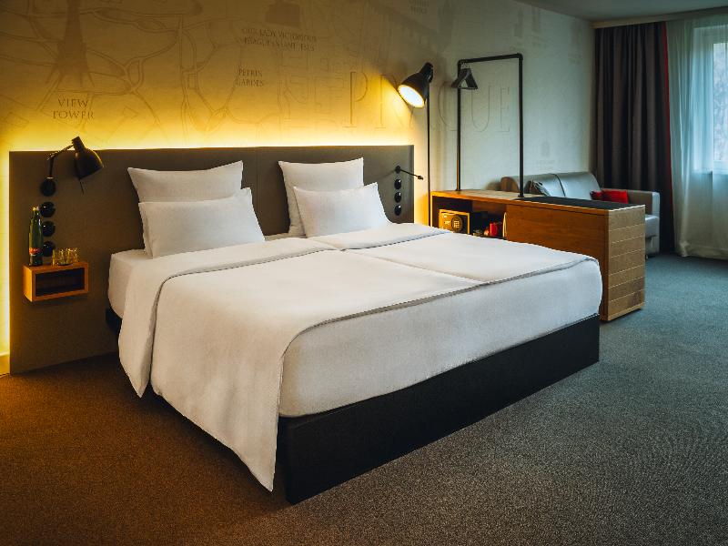 Pulse 8 - Oda