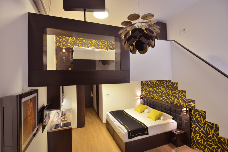 Opera Garden & Apartments Hotel - Oda