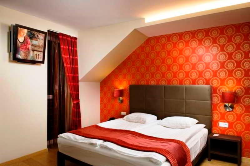 Opera Garden & Apartments Hotel - Oda