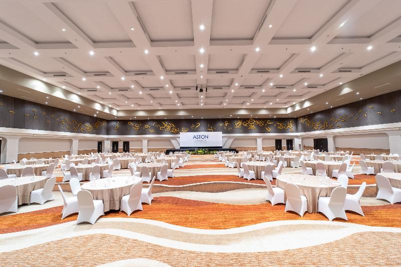 Aston Cirebon Hotel & Convention Center - Toplantı