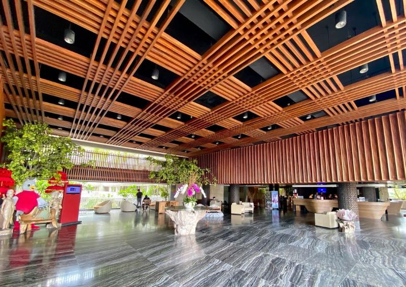 Ramada by Wyndham Bali Sunset Road Kuta - Lobi