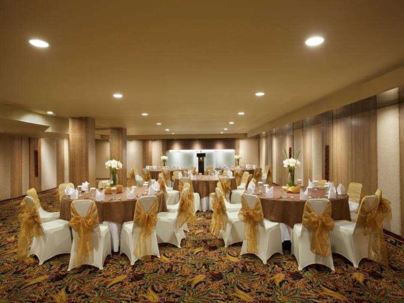 Ramada by Wyndham Bali Sunset Road Kuta - Toplantı