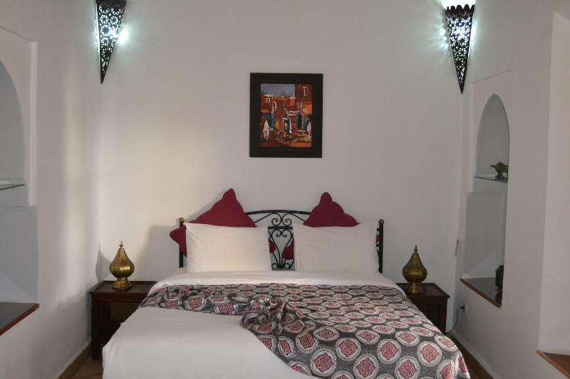 Riad Bayti - Oda