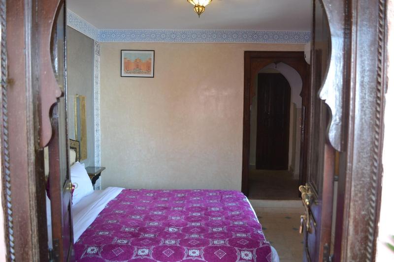 Riad Bayti - Oda