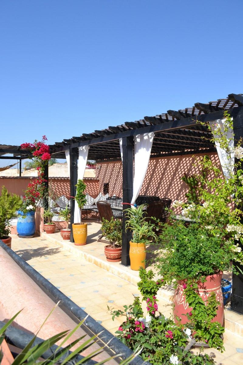 Riad Bayti - Oda
