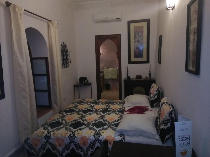 Riad Bayti - Oda