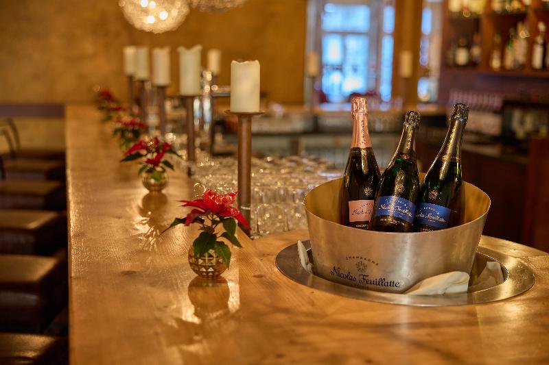Lenkerhof Gourmet Spa Resort - Bar