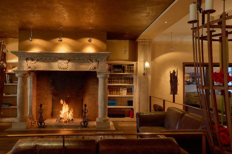 Lenkerhof Gourmet Spa Resort - Bar