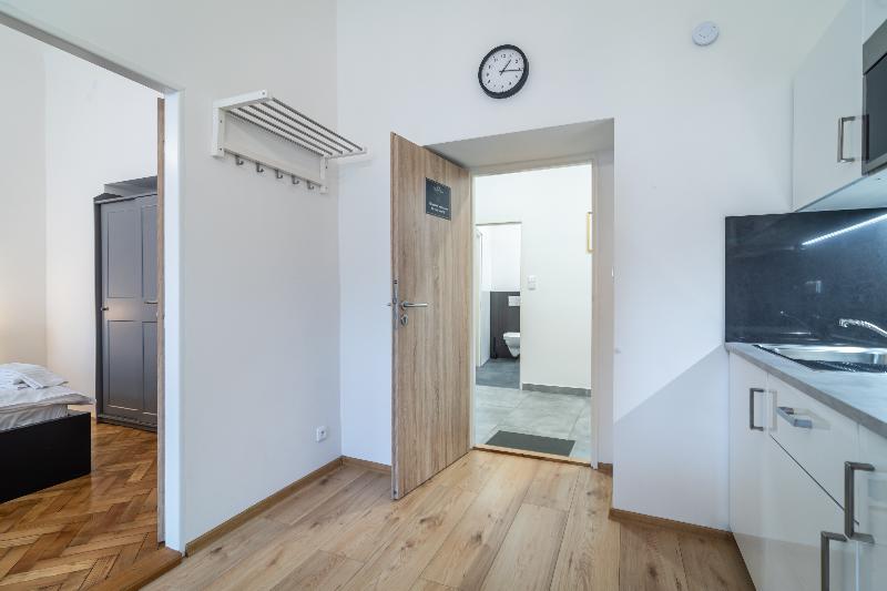 Royal Road Residence - Oda
