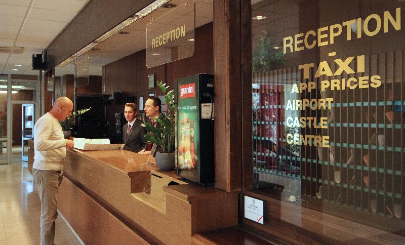 Hotel Krystal - Lobi