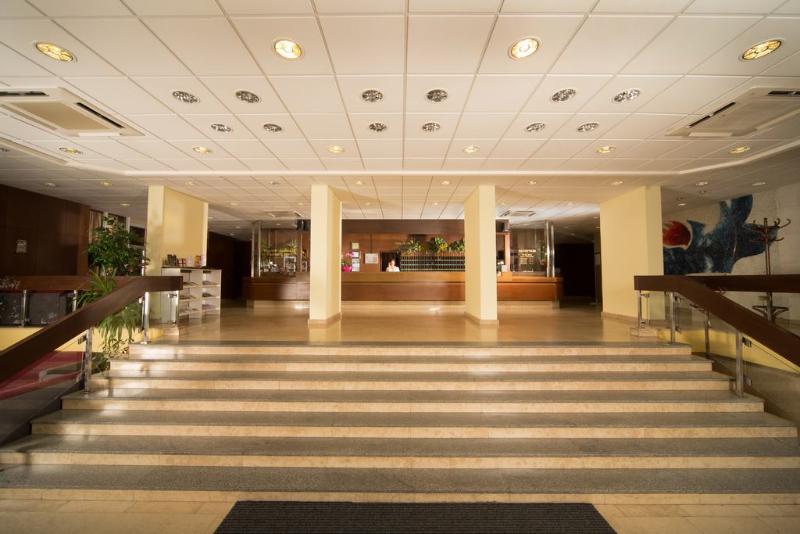 Hotel Krystal - Lobi