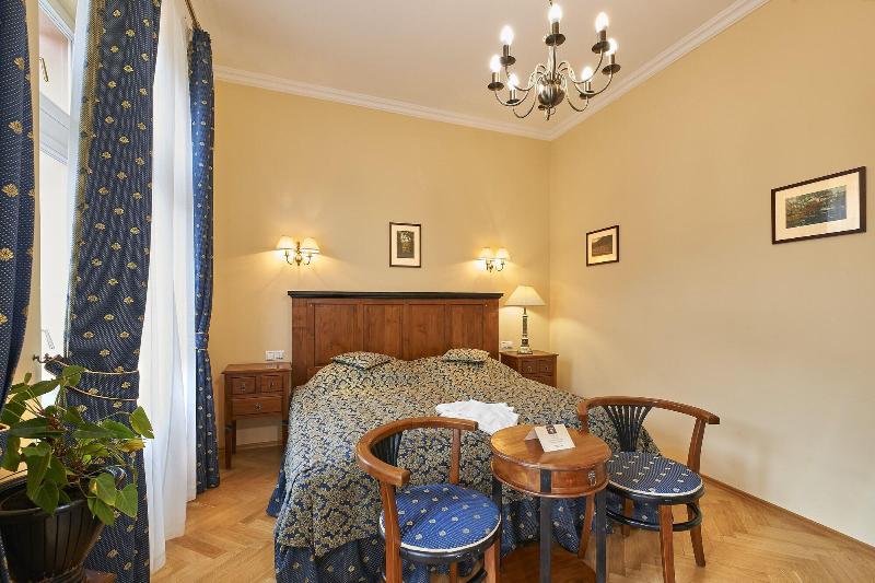Salvator Hotel - Oda