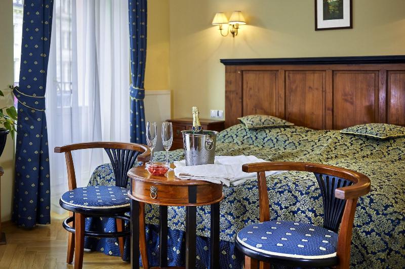 Salvator Hotel - Oda