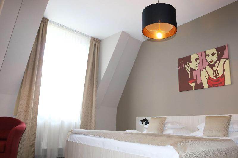 Hotel 1.Republic Hotel - Oda