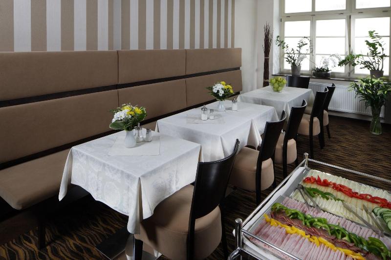Hotel 1.Republic Hotel - Restoran