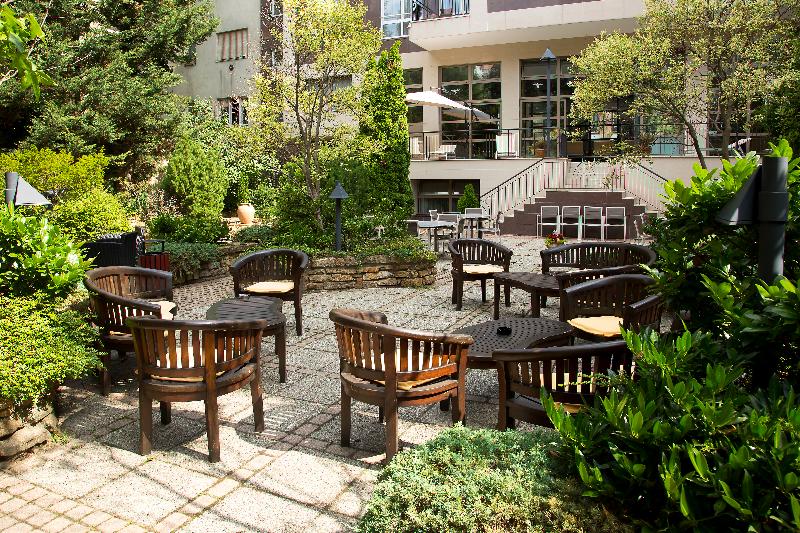 Adina Apartment Hotel Budapest - Genel