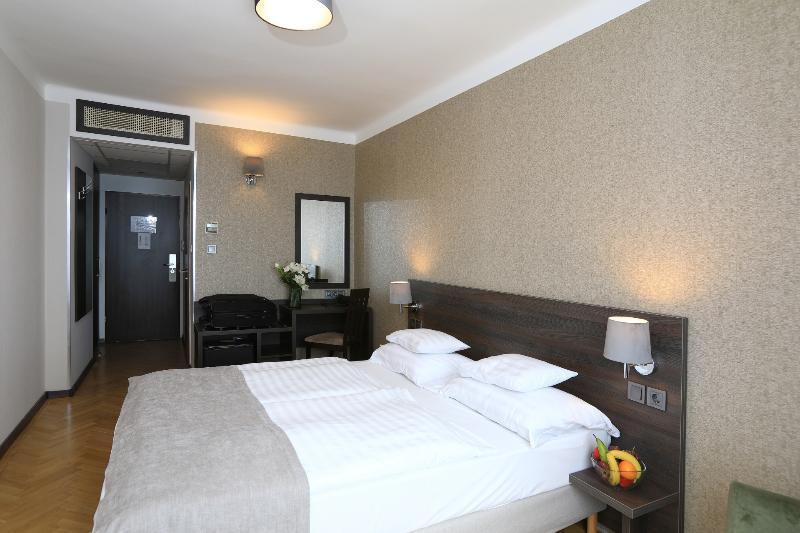 Medos Hotel - Oda