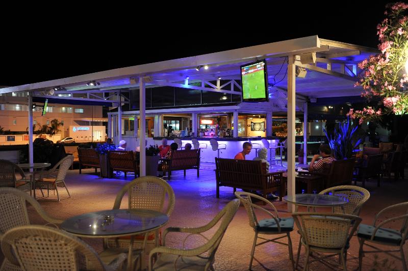 Alexia Hotel Apartments - Bar