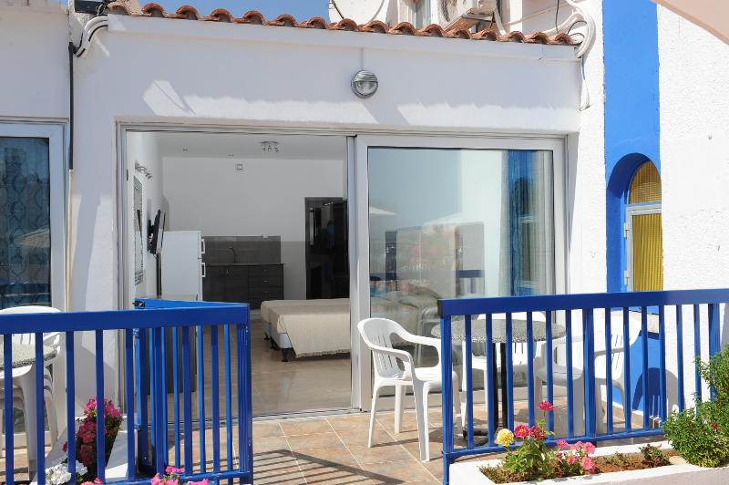 Alexia Hotel Apartments - Oda