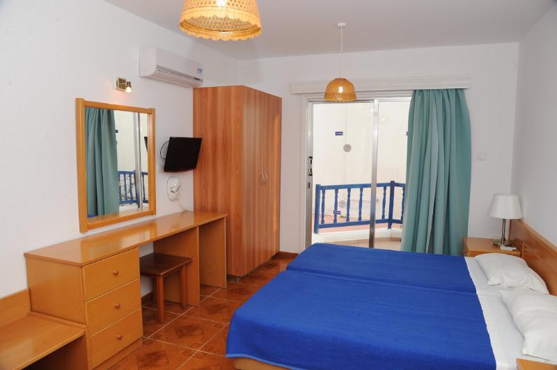 Alexia Hotel Apartments - Oda